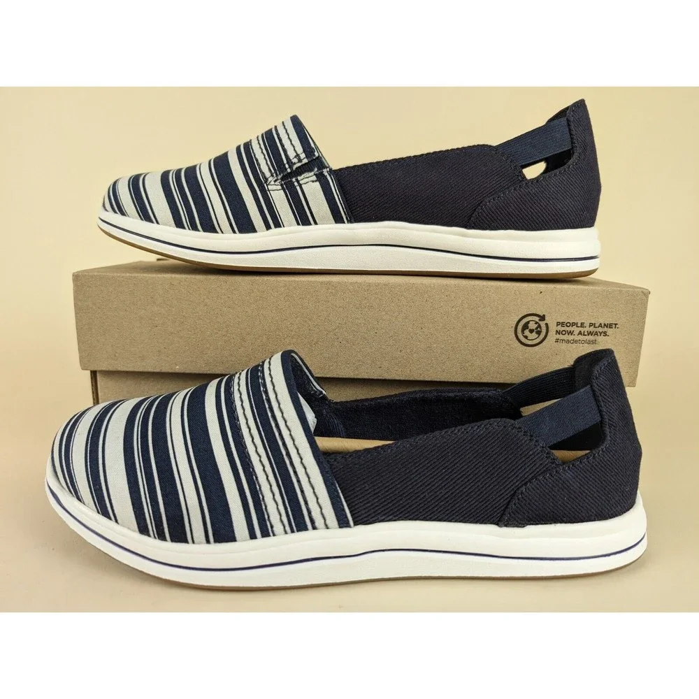 Cloudsteppers Clarks Breeze Step Loafers Womens 8 Wide Navy Slip On Shoes NWB_3